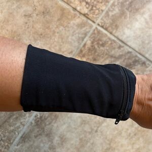 Black Zippered Wrist Pouch